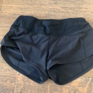 Black lululemon 2.5" speed ups